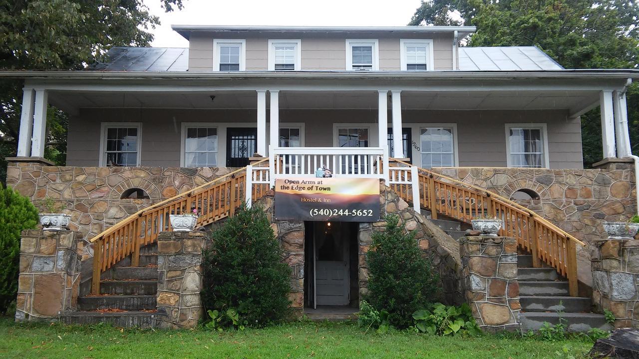 Open Arms Hostel & Inn Luray Buitenkant foto